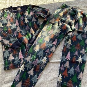 GUC Hanna Andersson Holiday Trees PJ Set